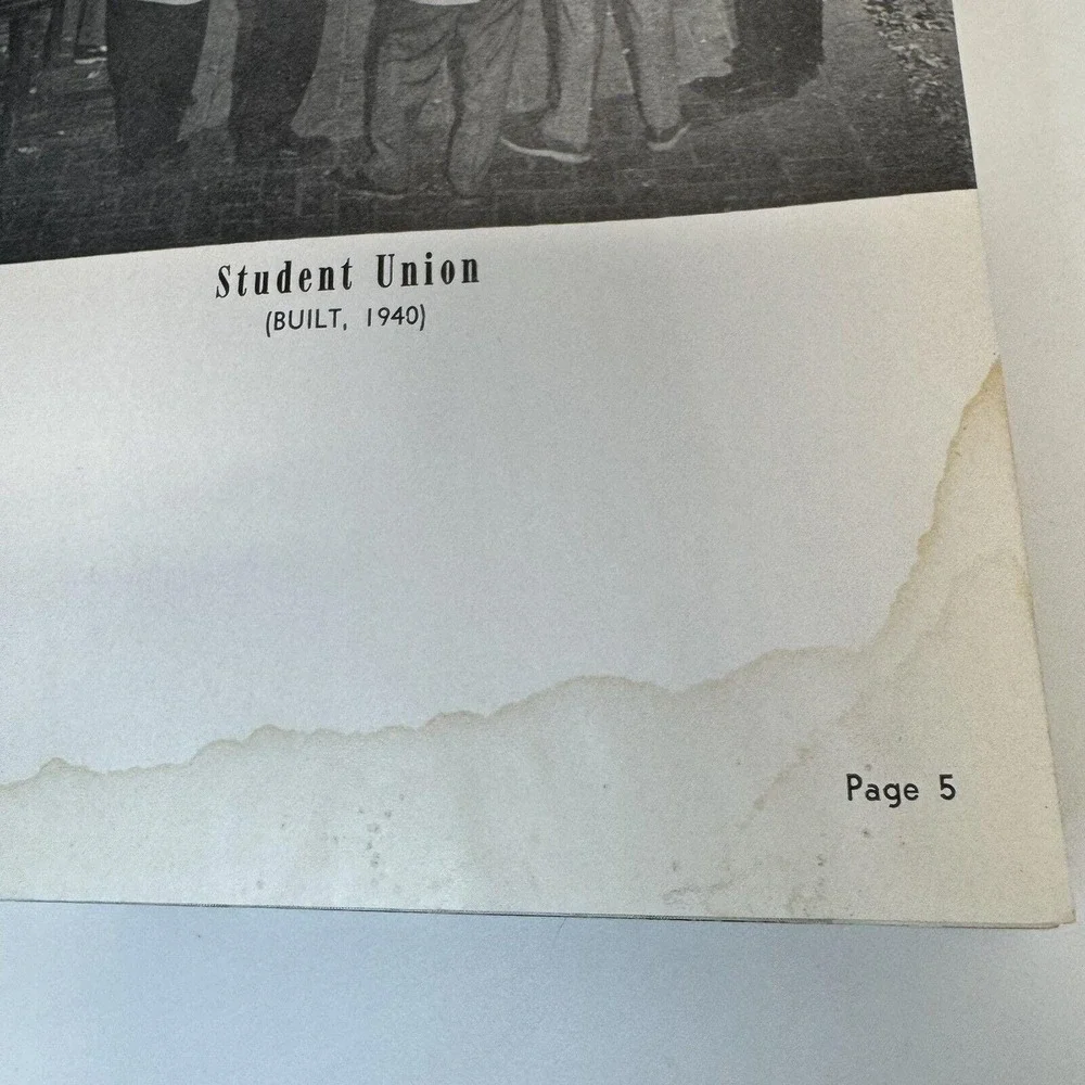 1953 Drake‎ University Quax Yearbook